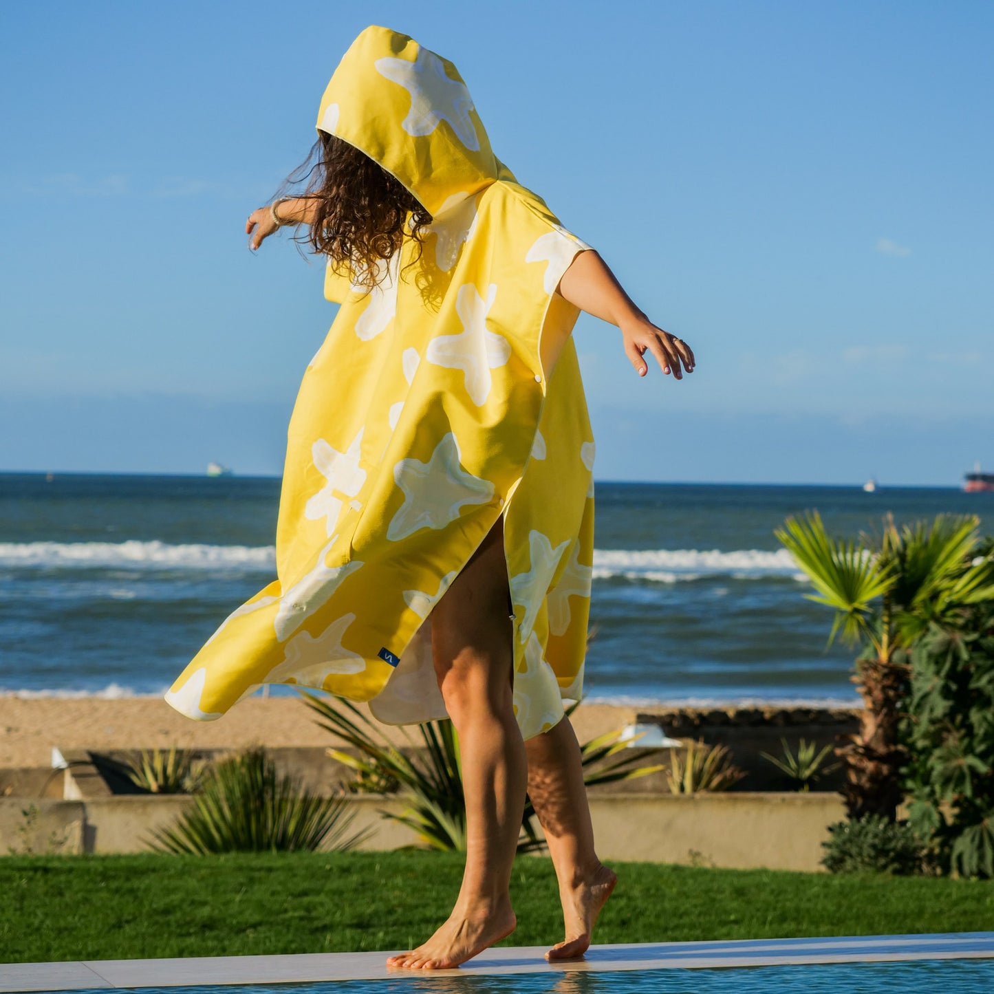 Palawan Adult Poncho